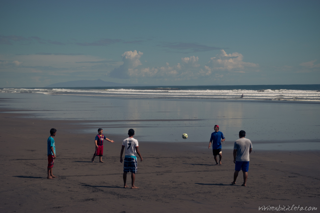 Entre mar@s – El Salvador